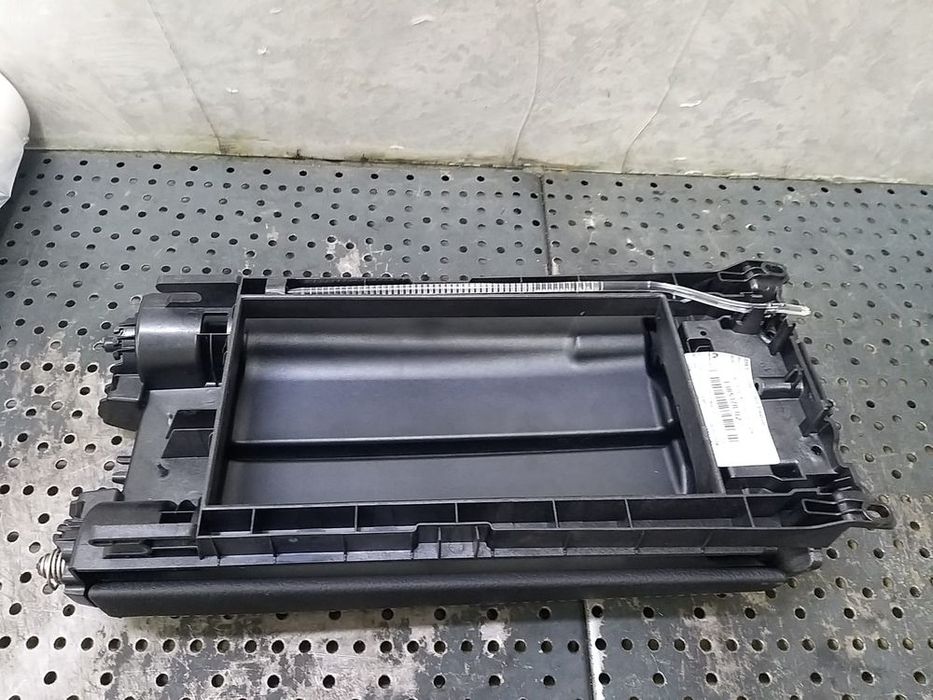 Capac cotiera piele mercedes b class w247 138537802