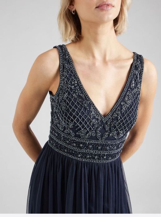 Официална рокля Lace and Beads