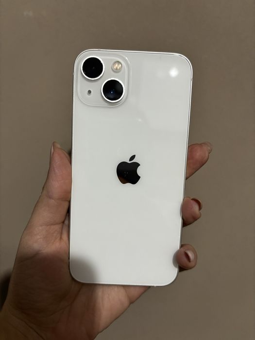 Продава се Iphone 13