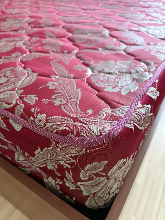 Продам матрас. Срочно!