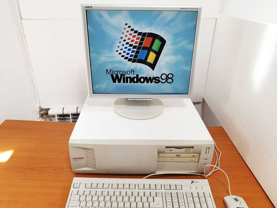 Vintage Gaming COMPAQ Deskpro EP 6350 320MB Computer, Windows 98SE