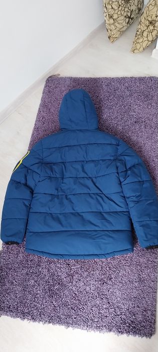 Продава се зимно мъжко яке NAUTICA размер М