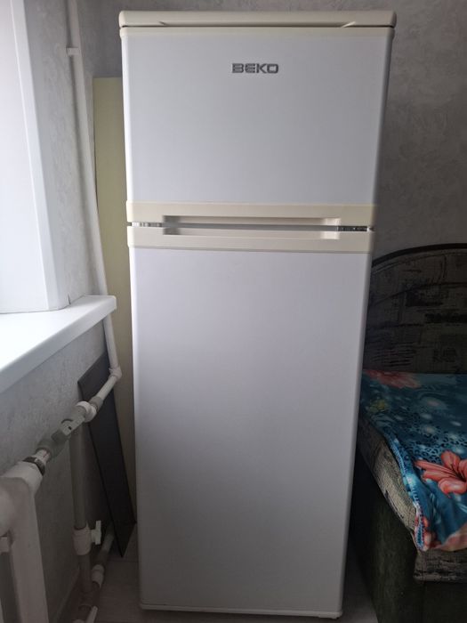 Продам холодильник