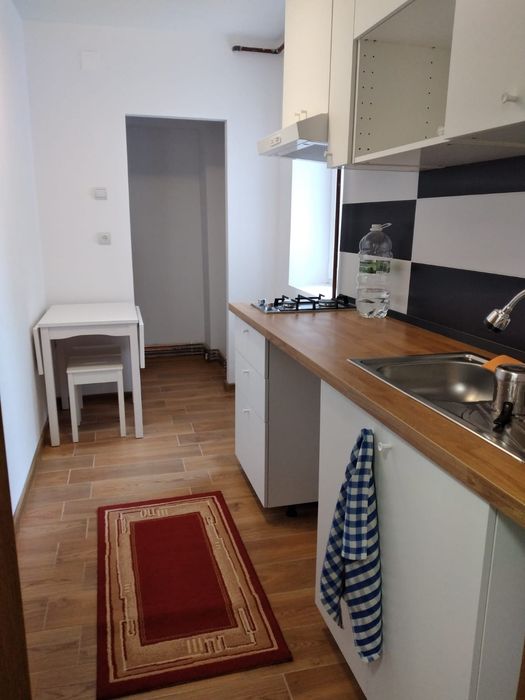 Garsonieră de închiriat