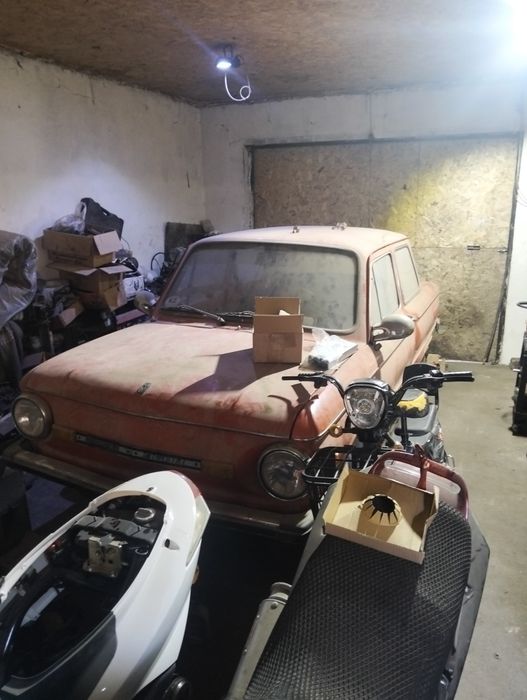 Продам два запорожца