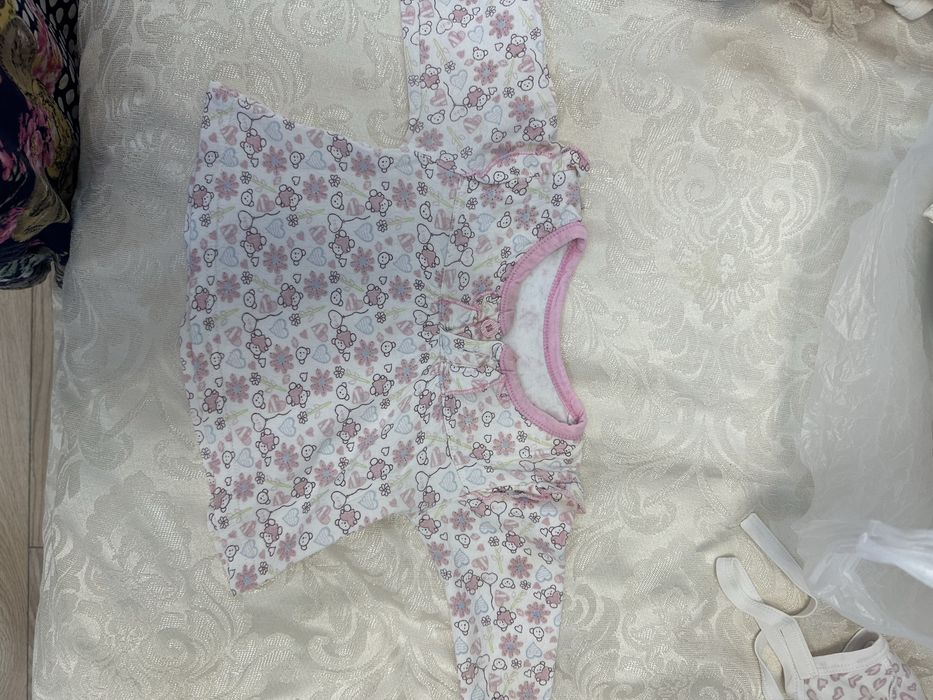 Вещи для новорожденной