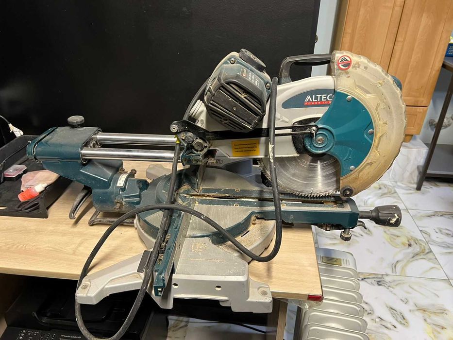 Продам торцовку Alteco