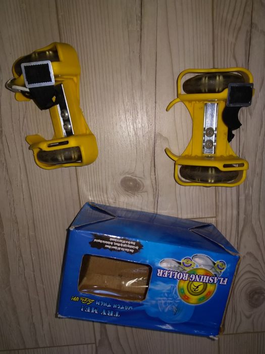 Светещи ролери за маратонки