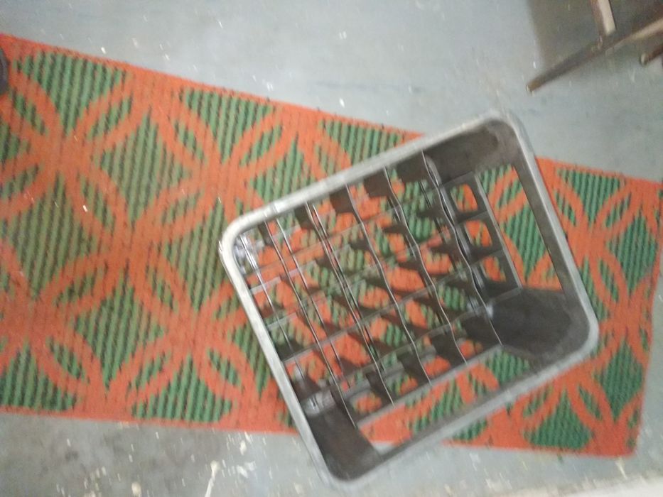 Продам ящик под стеклянные бутылки от Кока-Колы