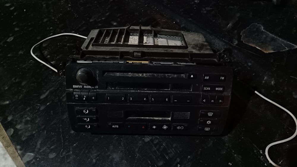 E46 bmw магнитола и блок климата