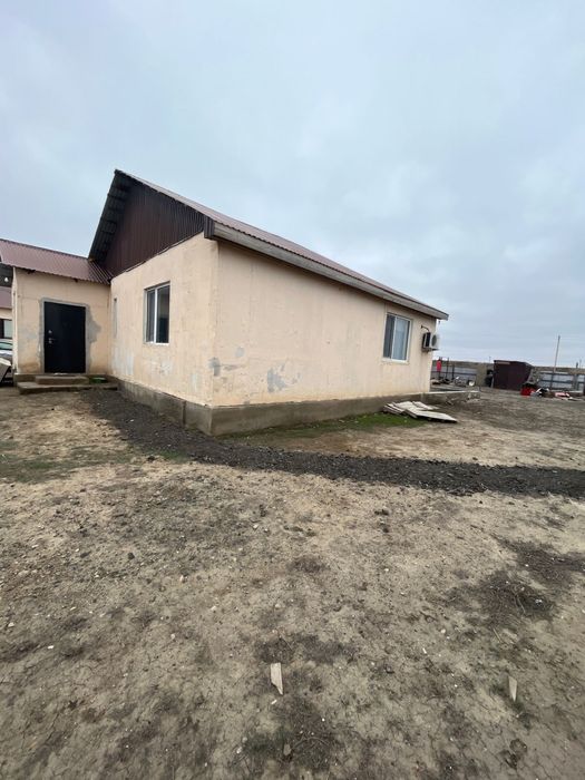 Үй сатылады 11/10 саудасы бар