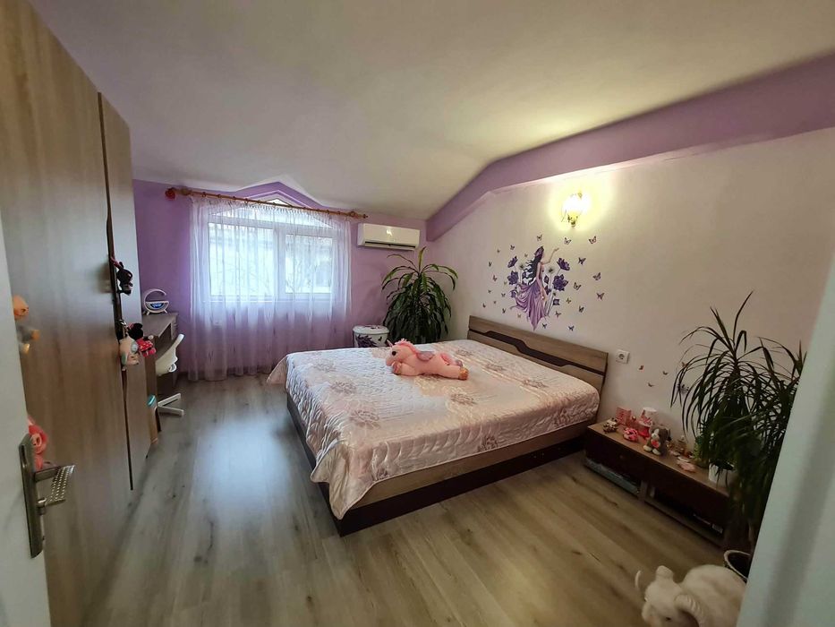 ж.к.Мара Денчева /войводите/ тристаен