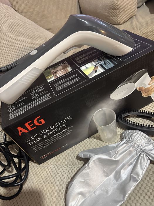 Уред за гладене с пара AEG HS6-1-2EG DELICATE 6000