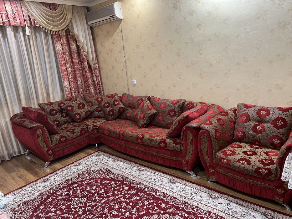 Диван для гостиной