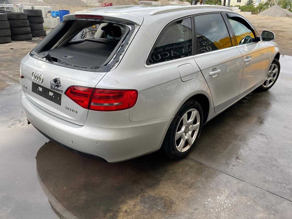 dezmembrez audi a4 b8 cod motor CAGC cod cutie LLW cod culoare LX7W