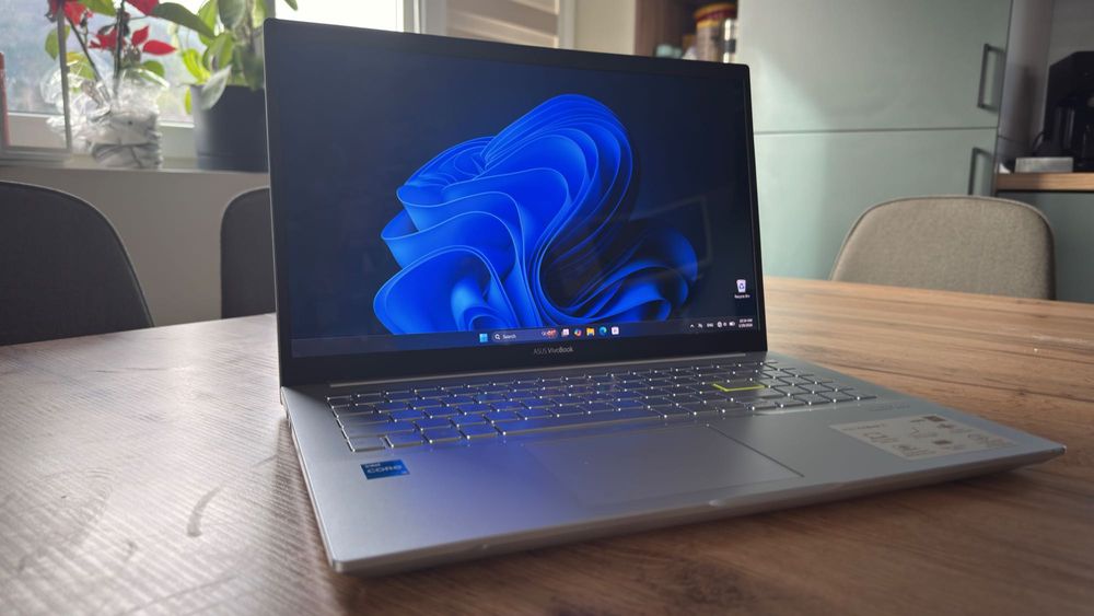 Лаптоп ASUS Vivobook 15 K513