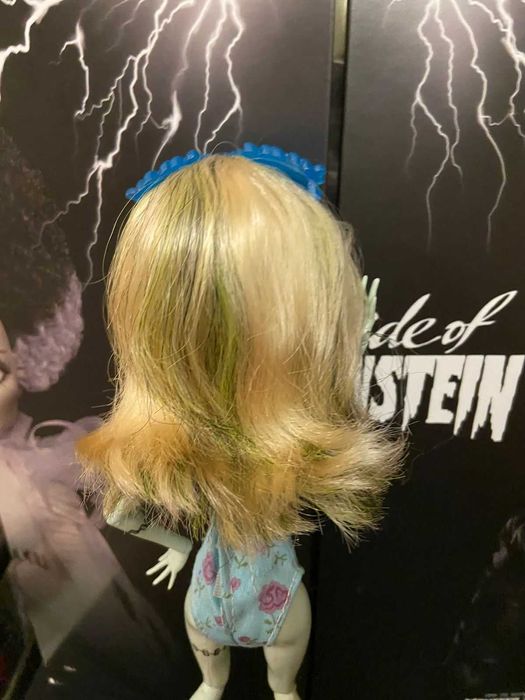 Monster high   doll