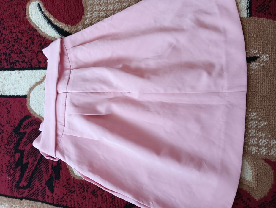 Fustă elegantă Stradivarius xs