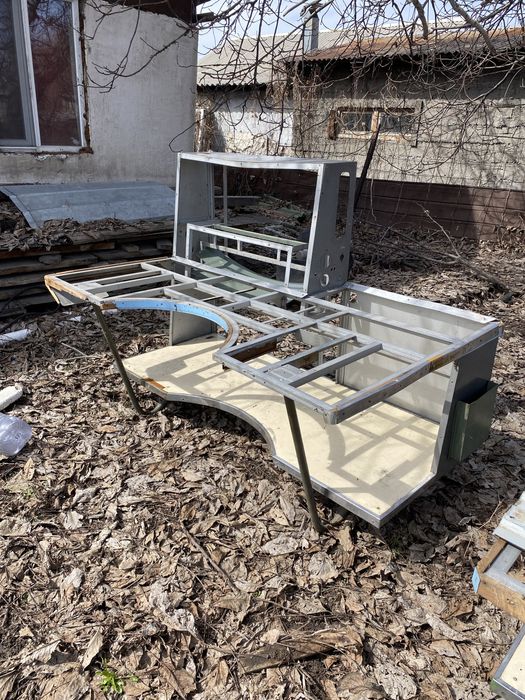 Продам верстак с доставкои