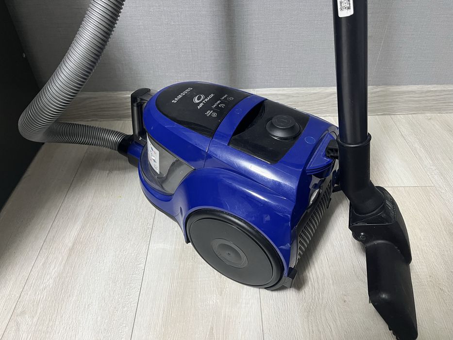 Пылесос Samsung Air Track