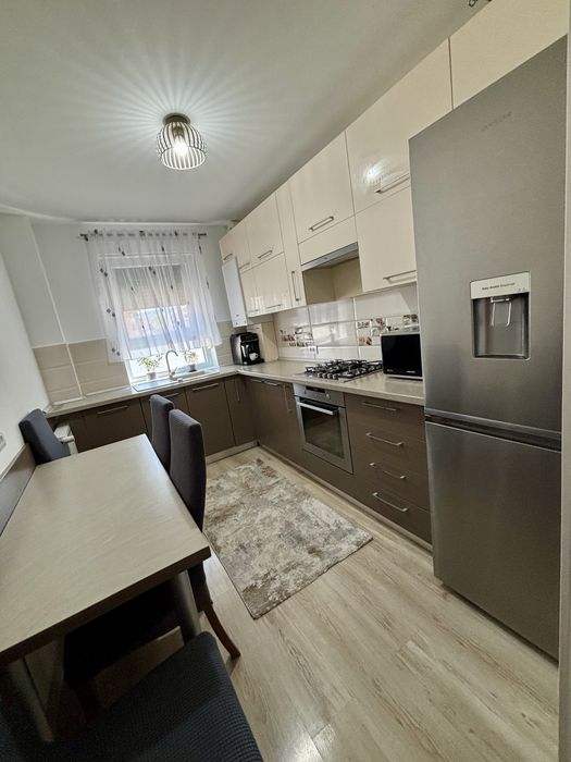 Apartament 3 camere | Grădină privată + parcare | Tractoru– Coresi, Brașov  Direct proprietar | Fără comision