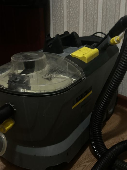 Пылесос для химчистки  puzzi 10/1