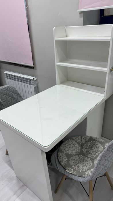 Маникюрный столик 35.000тг