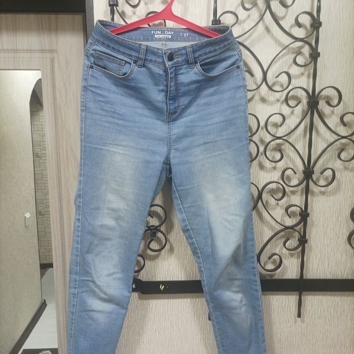 Джинсы - скинни на высокой посадке