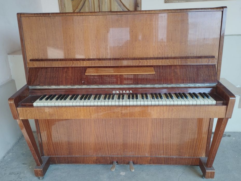 Oktaba Pionina Rassiyada ishlab chiqarilgan