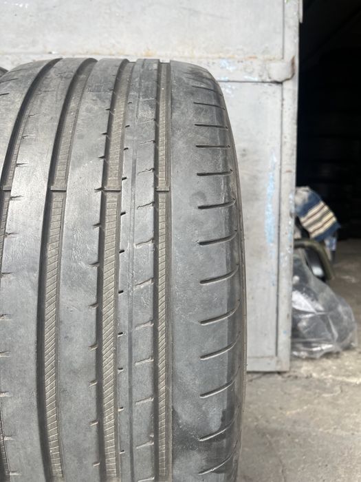 2 бр. летни гуми 235/35/19 GoodYear DOT 0618 5 mm