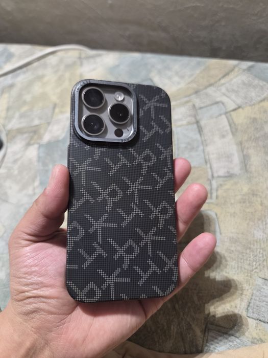 IPhone 15 pro 256 gb