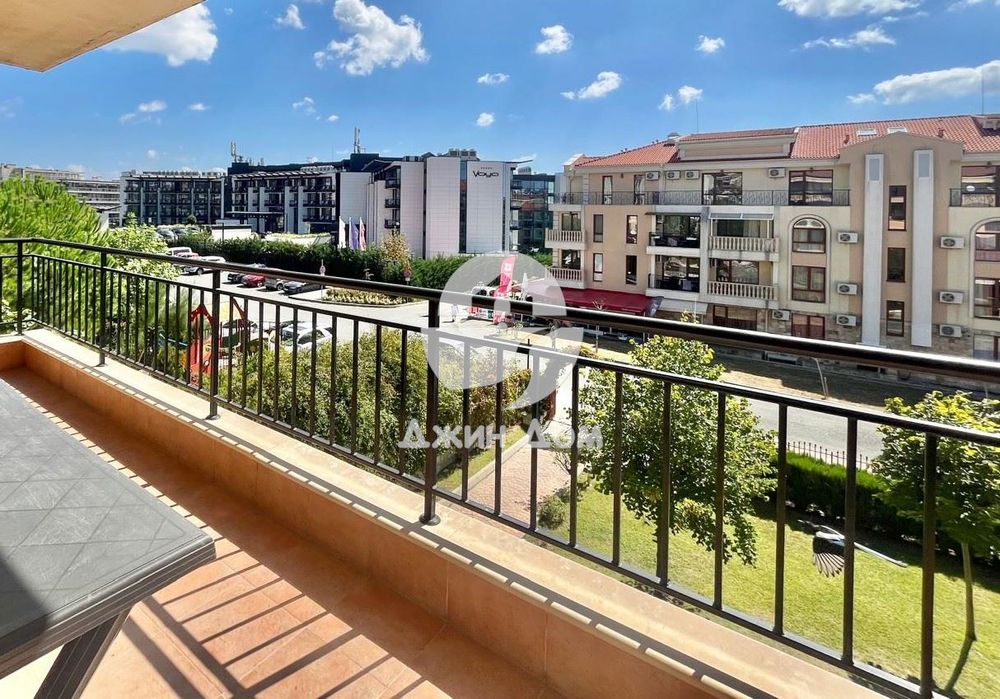 Тристаен апартамент в к-с „Панорама Дриймс“, гр. Свети Влас