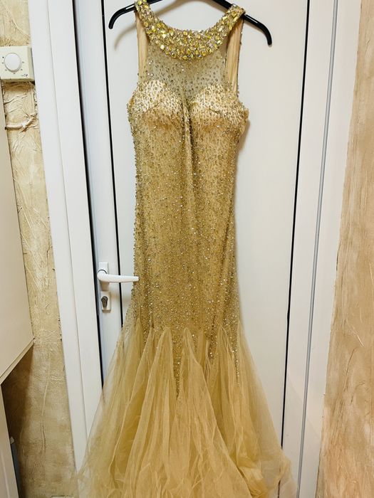 Дизайнерска бална  рокля