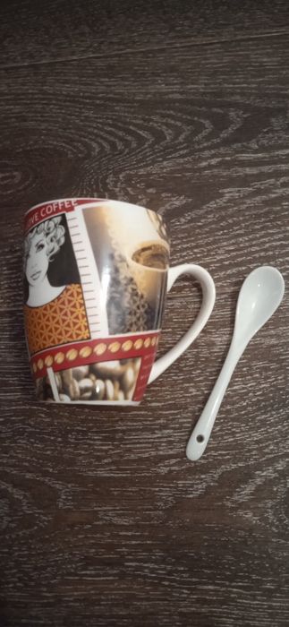 Бокал фарфоровый