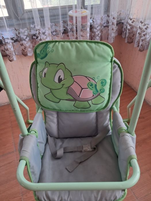 Продам детскую качелю