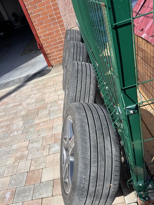 Комплект колес на Mersedes Benz