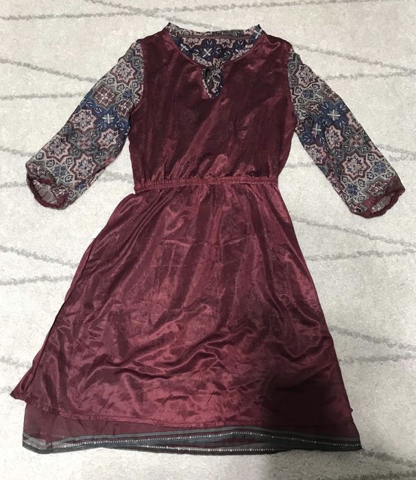 Rochie din voal marime s rochie marime s rochie grena s rochie visinie