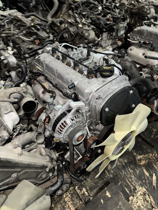 Мотор на Hyundai Grandeur Sonata 5 Kia Carens Magentis 2.4 G4KC G4KA