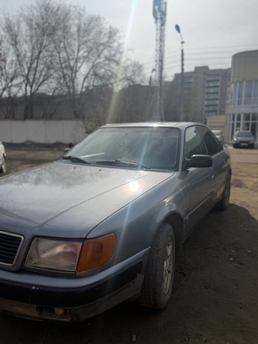 Продам ауди 100 седан