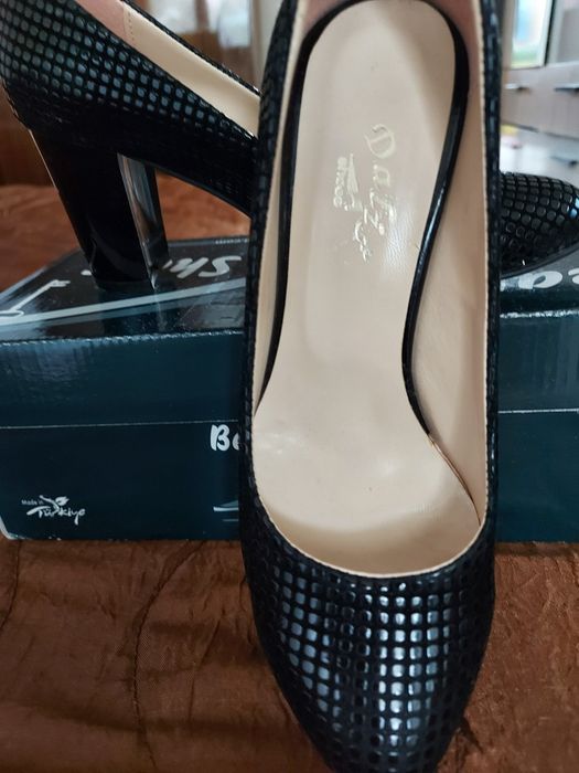 Дамски обувки 35 ти номер