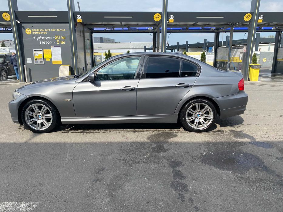 BMW 3 Series 2010 — imagine 2