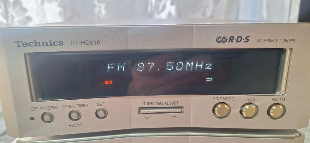 Amplituner + deck Technics SE-CH510