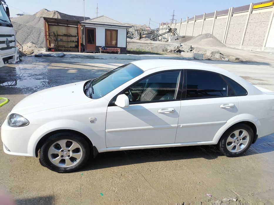 Jentra 1.5 halati zur 1 qul minilgan