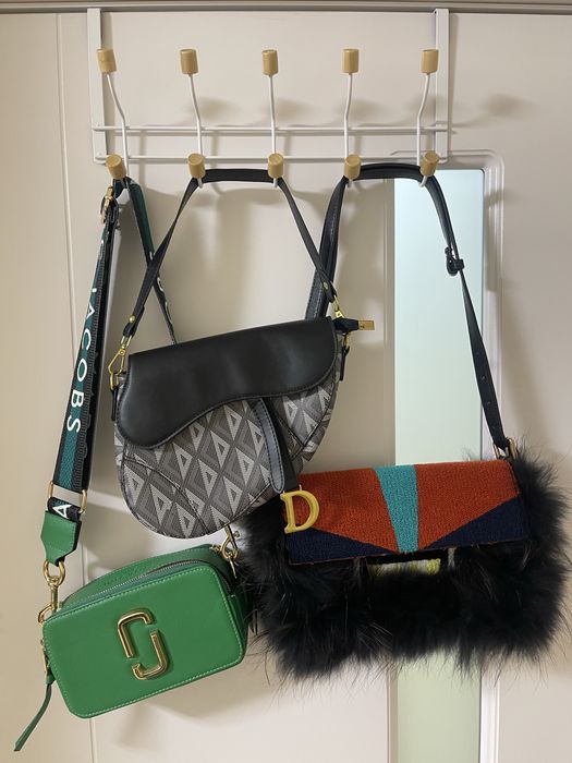 Малка дамска чанта