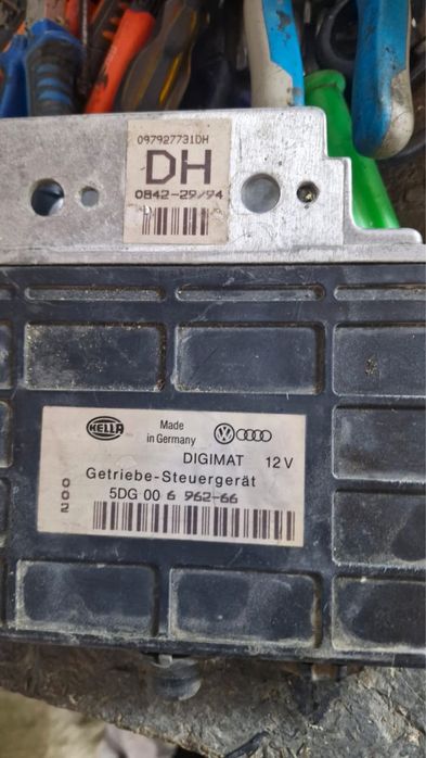 Эбу компьютер гольф3 Ауди пассат