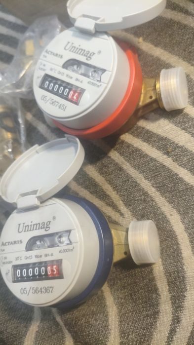 Счетчики  воды горячей и холодной