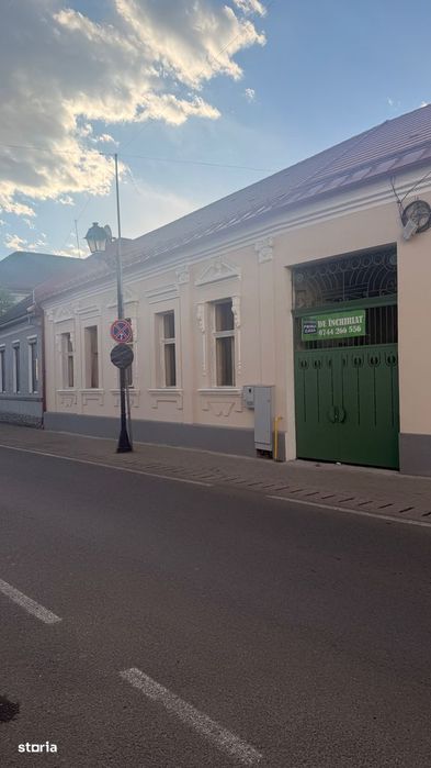 CLADIRE ISTORICA(1895), 150 mp   Centrul Vechi Baia Mare!