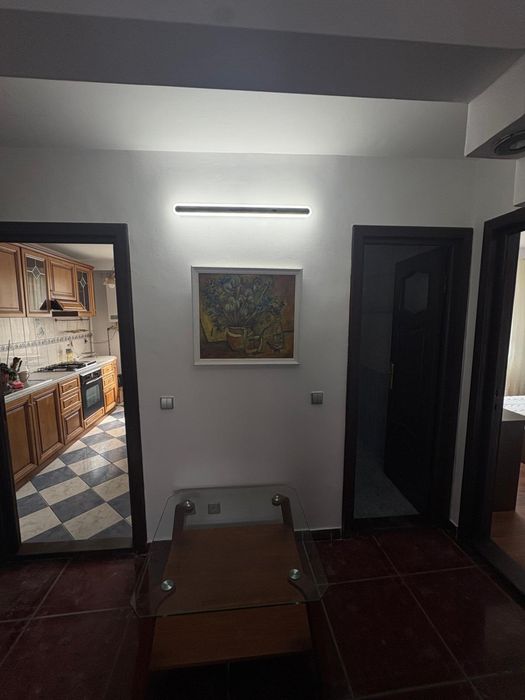 Apartament 3 camere de inchiriat - ultra-central, centru, zona 0, str Petru Rares