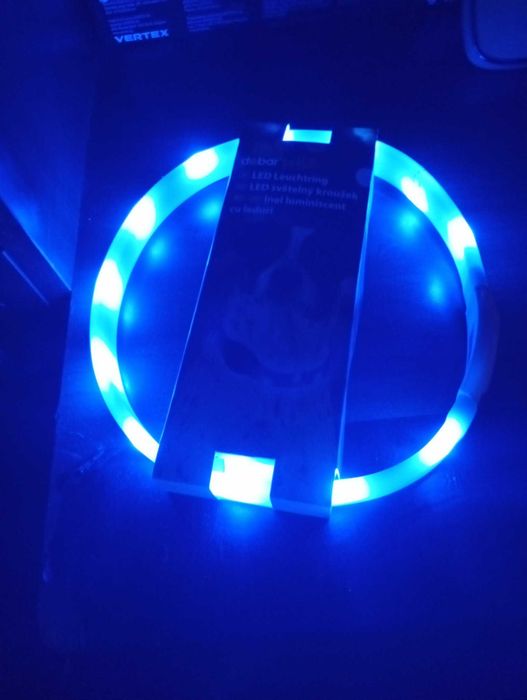 Zgarda Iluminata Cu LED Albastra Reglabila 3 Moduri Iluminare