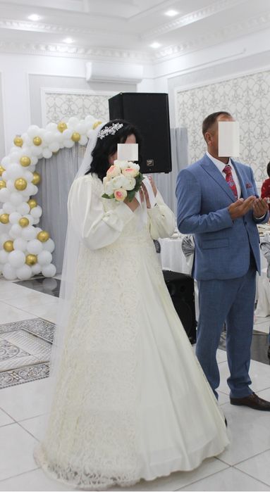 Свадебное платье 54-56 размеров